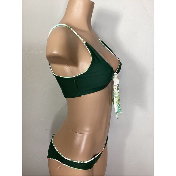New. Pilyq PQ tropical reversible bandeau bikini set. M-top/S-bottom. Retails $1 - Picture 9 of 13